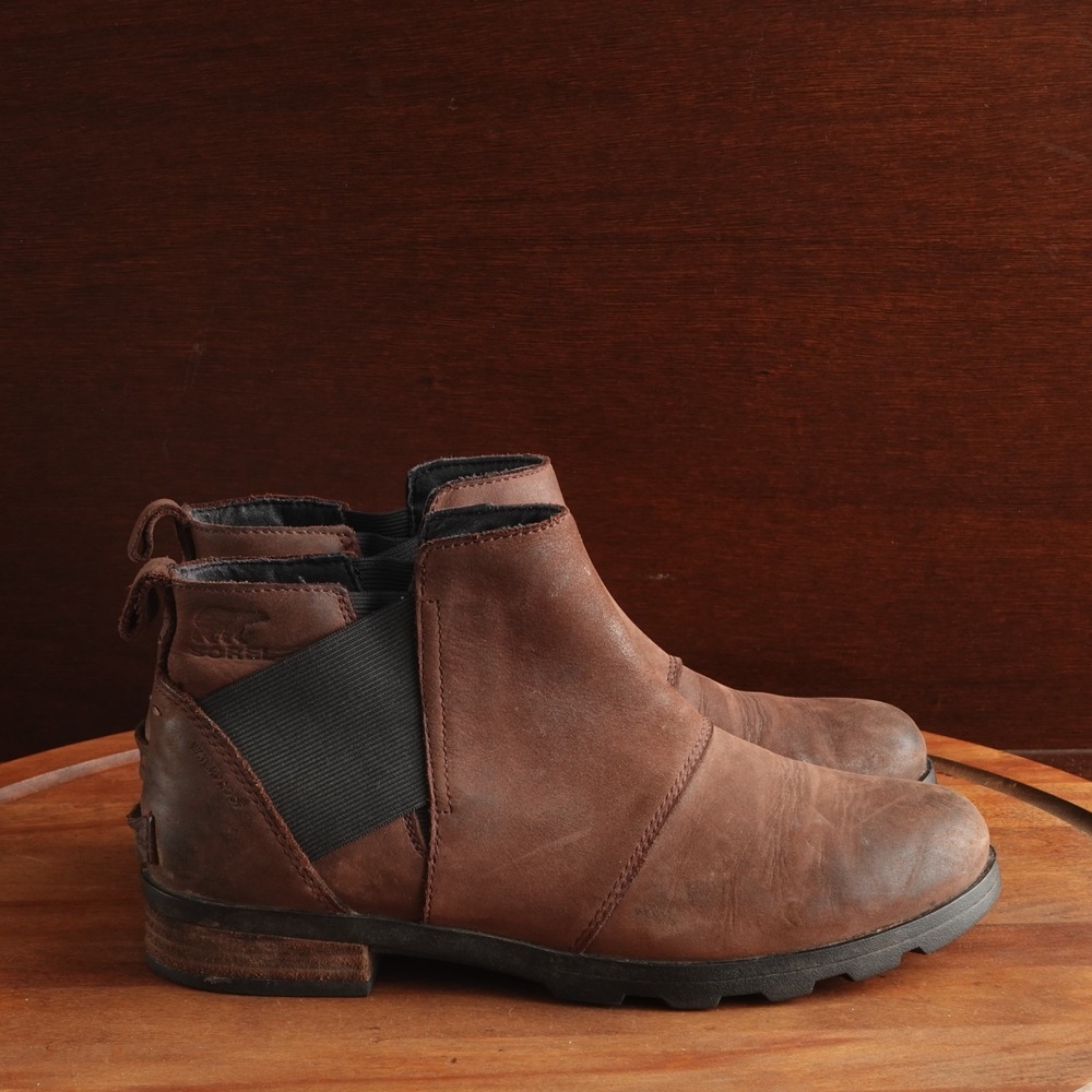Sorel Chelsea Boots WMS SZ 9 Brown Emelie Ankle Leather Casual Outdoor Gorpcore